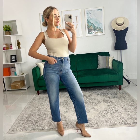 Pinko Washed Straight Leg High Rise Jeans - Picture 2 of 9